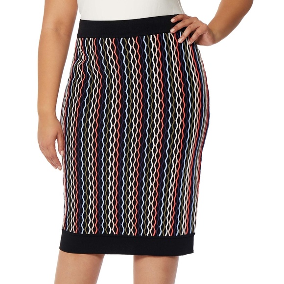 Rebel Wilson Dresses & Skirts - Rebel Wilson Angels Textured Pattern Pencil Skirt